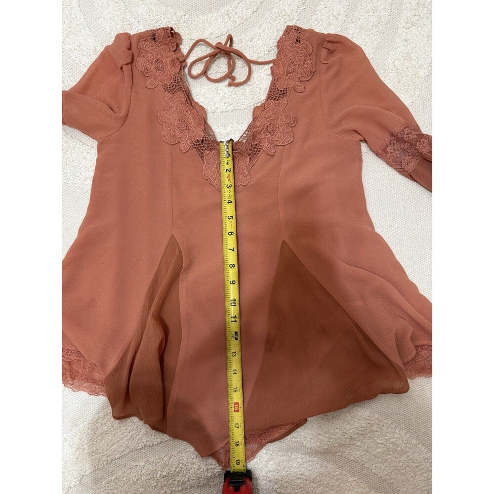 Free People Boho Lace Bell Sleeve Blouse – Women’s Small - Picture 8 of 9